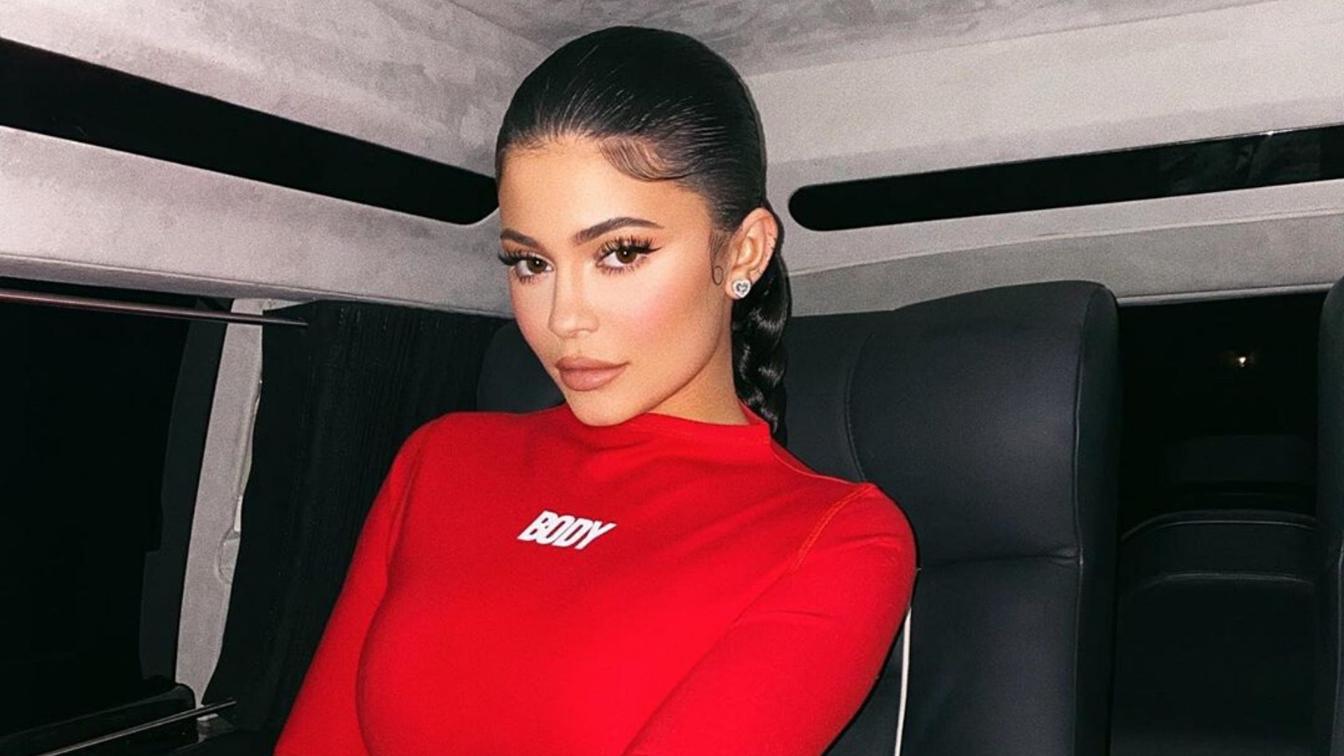 Kylie Jenner reveals a new chingrazing chop on Instagram and were here  for it
