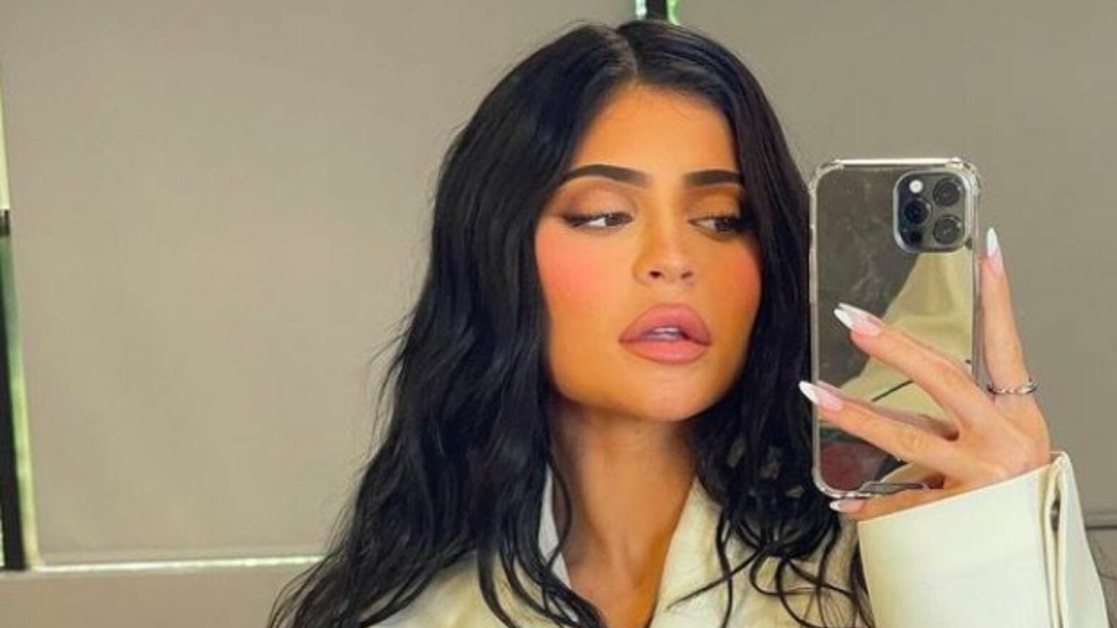 Kylie Jenner Gives Fans An Update On Pregnancy Number Two Cosmopolitan Middle East 