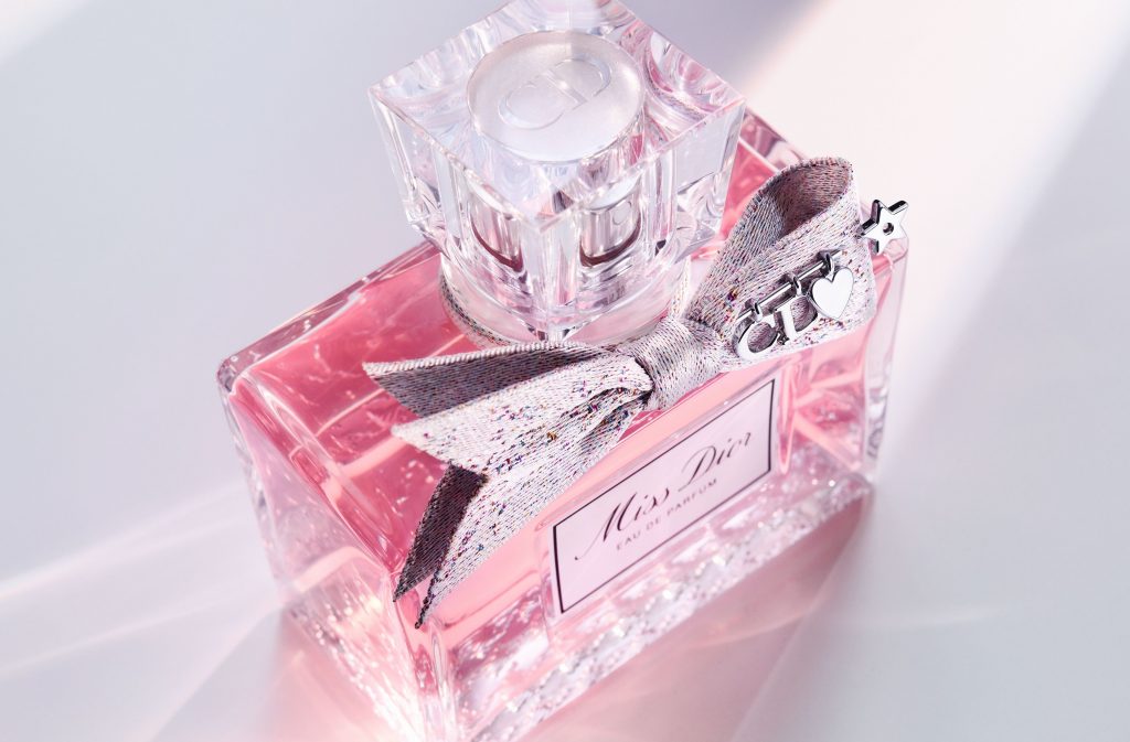 9 of the prettiest perfume bottles