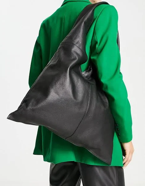 These spring 2023 bag trends are gonna look SO good on you ...