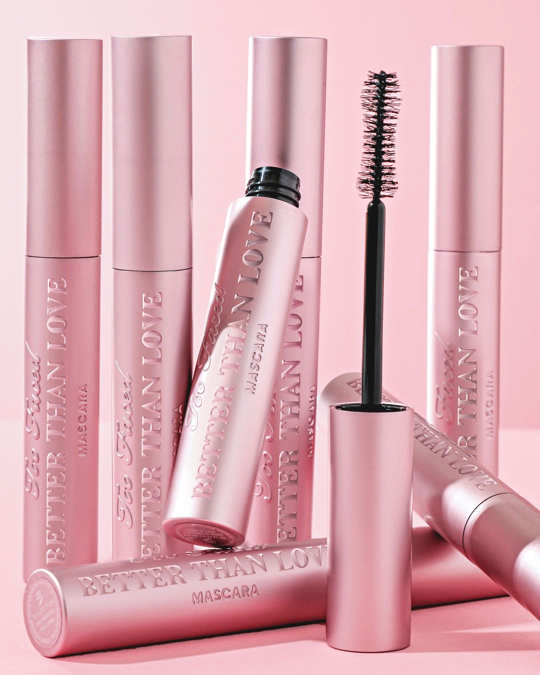 Your ultimate guide to decoding mascara brushes