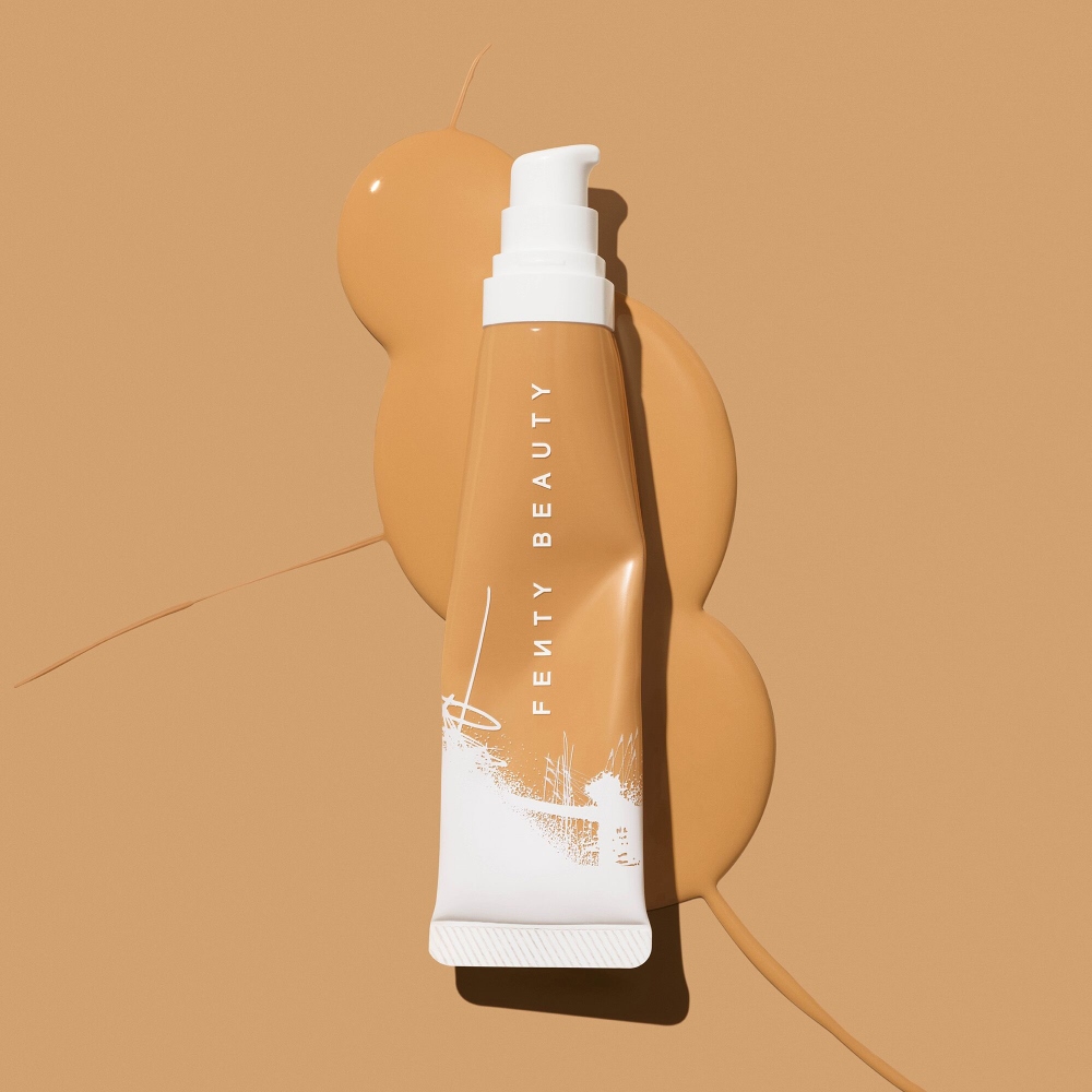 Attn Fenty Beauty S New Hydrating Foundation Is All You Need To Look Dewy This Summer Beauty Cosmopolitan Middle East